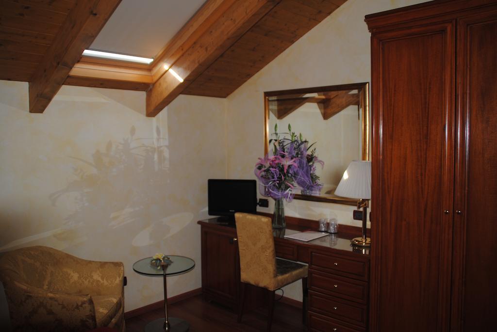 Hotel Vazzana Volpiano Εξωτερικό φωτογραφία