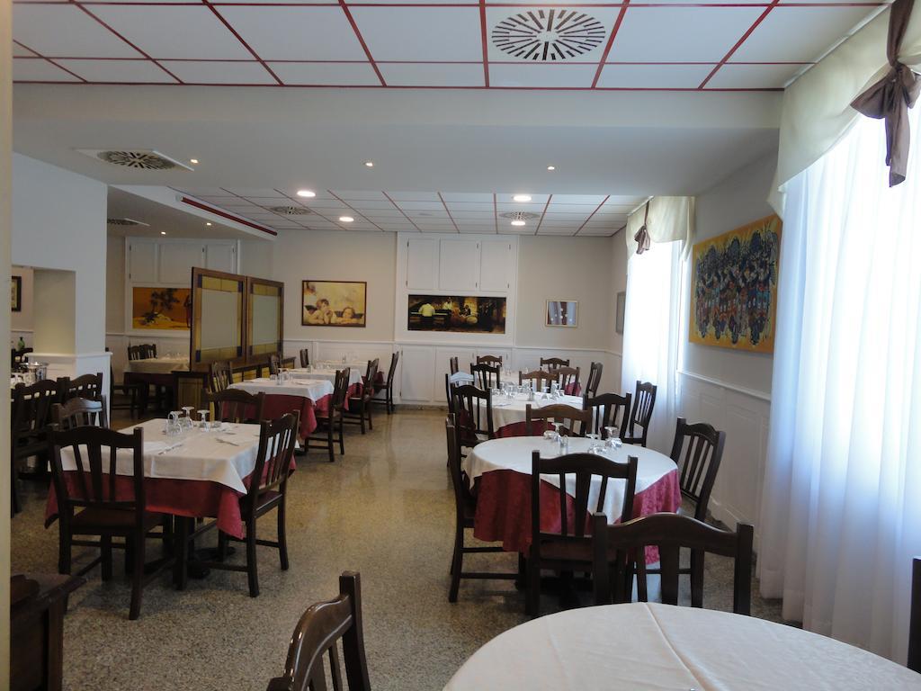 Hotel Vazzana Volpiano Εξωτερικό φωτογραφία